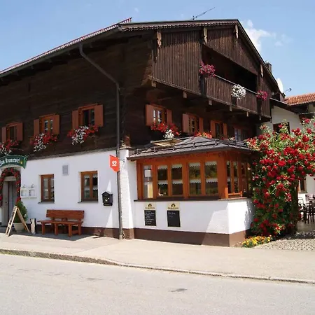 Penzion Zum Kramerwirt 3*